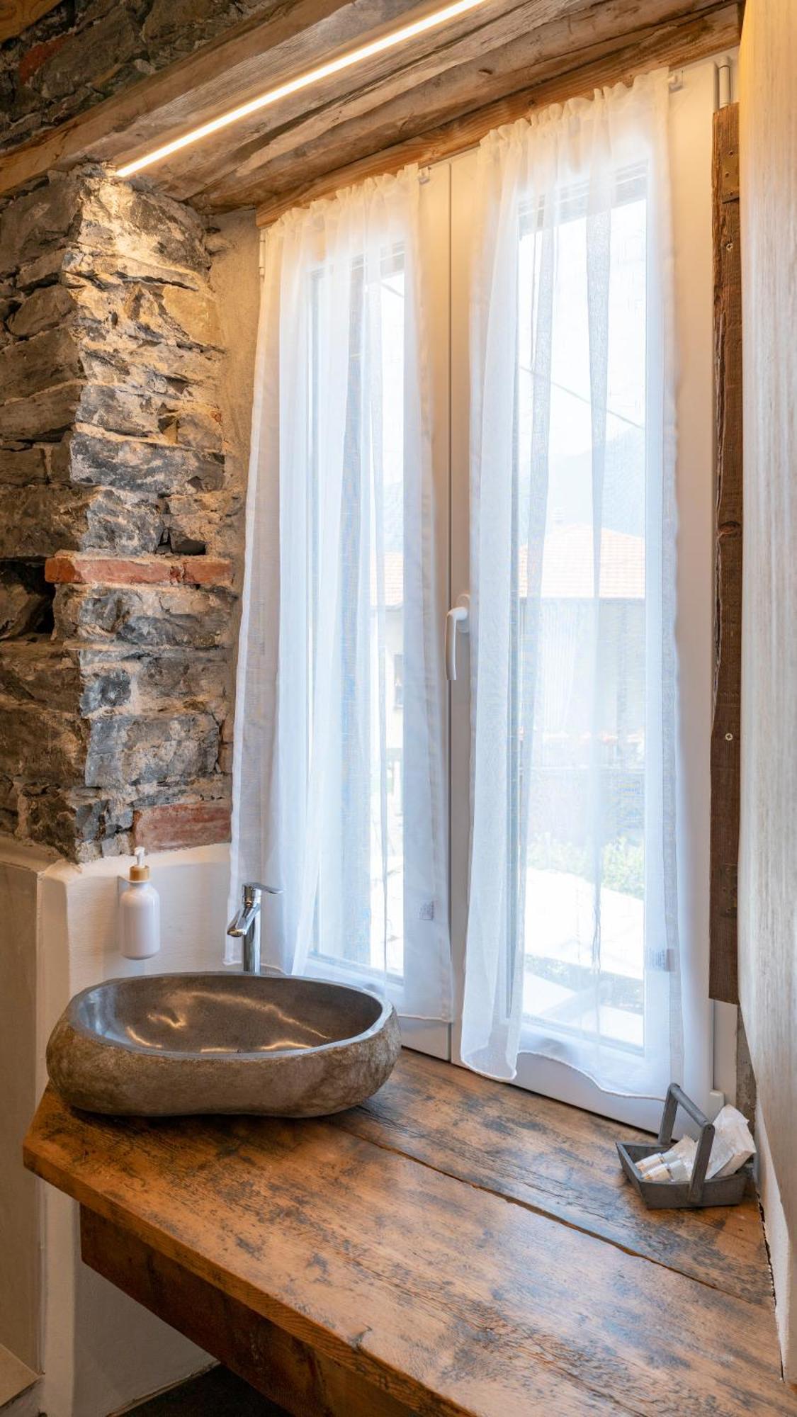 Salice Divino Hotel Lezzeno Quarto foto