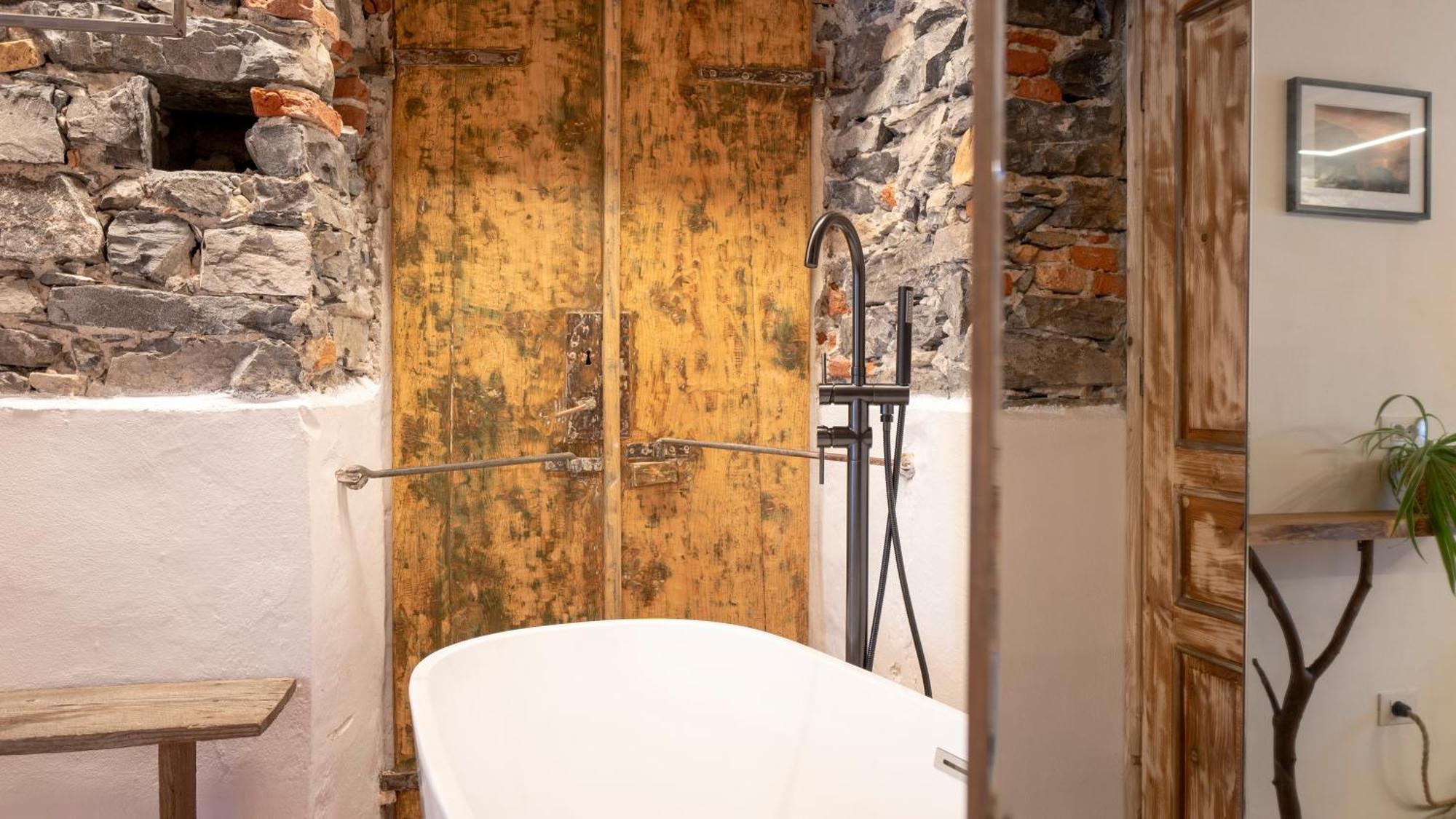 Salice Divino Hotel Lezzeno Quarto foto